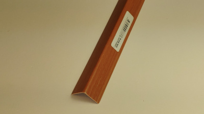 20х20 mm LТU018-2020 Вишня темная Угол текстур.